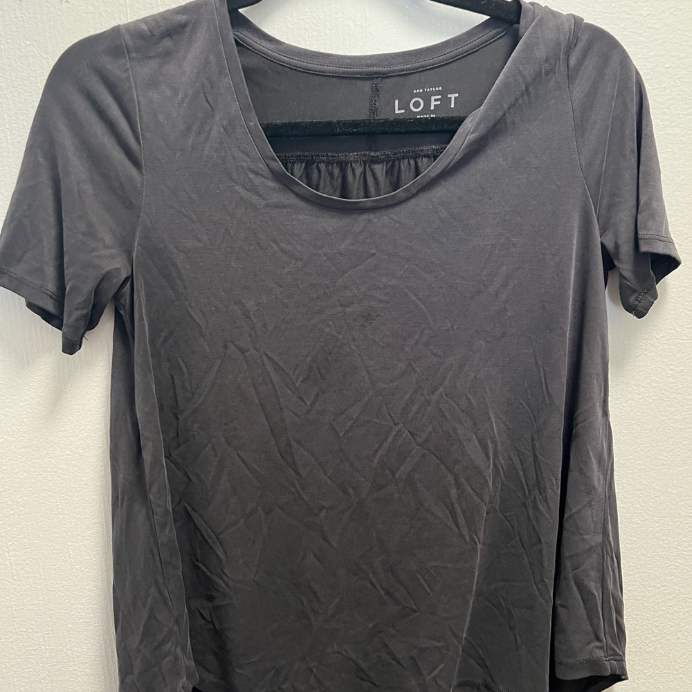 Ann Taylor Loft XS t-shirt